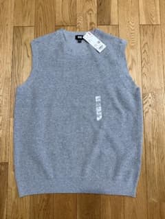 UNIQLO ウォッシャブルクルーネックベスト グレー L ユニクロ ベストのサムネイル