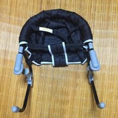 テーブルチェアのサムネイル