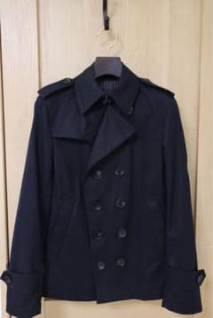 【美品】⭐︎バーバリーブラックレーベル⭐︎ショートトレンチコート　ブラック　メンズMのサムネイル