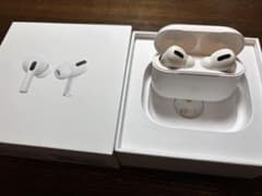 AirPods Pro 本体 ホワイト　初代　ケースは社外品のサムネイル