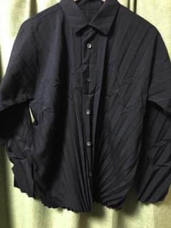 hommeplisse isseymiyake プリーツシャツのサムネイル