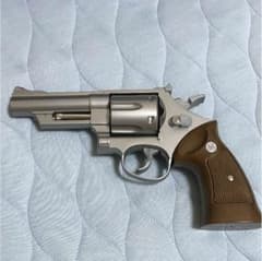 M629 44マグナム 4インチ リボルバーのサムネイル