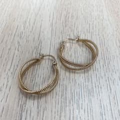 ピアス（両耳）のサムネイル