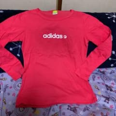 アディダス長袖Tシャツのサムネイル