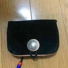 コンチョ付きカード入れのサムネイル