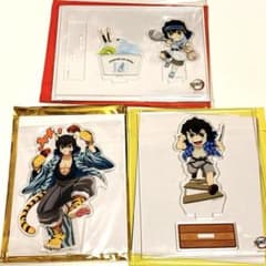 鬼滅の刃　嘴平伊之助　アクリルスタンド　セットのサムネイル