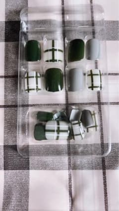 ネイルチップのサムネイル