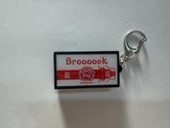 White Tails Broooock アクリルキーホルダーのサムネイル