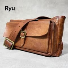 美品・廃盤品】Ryu ボディーバッグ レザー ショルダーバッグ メンズ 茶 