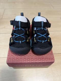 KEEN ベビーサンダル ブラック　12.5cmのサムネイル
