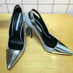 新品 ZARA パンプスのサムネイル