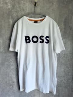 LサイズHugo BOSS ホワイト ロゴ Tシャツのサムネイル