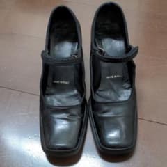 プラダ　PRADA　スクエアトゥパンプスのサムネイル