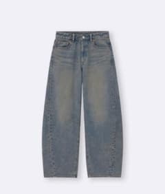 GU バレルレッグジーンズ　Mサイズ未使用品のサムネイル
