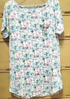 花柄 半袖Tシャツ 胸ポケット付きのサムネイル