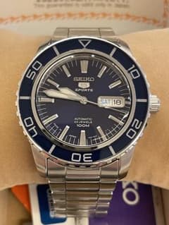 SEIKO 5 SPORTS 自動巻き腕時計のサムネイル