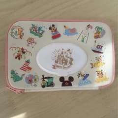 ディズニーランド　グッズ　マルチポーチ　期間限定値下げのサムネイル