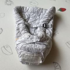 エルゴ抱っこ紐　インサートのサムネイル