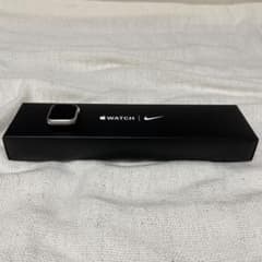 Apple Watch Nike Series7 41mm GPS スターライトのサムネイル