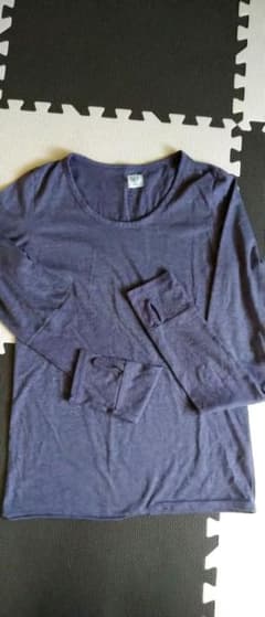 指穴付き長袖Tシャツのサムネイル
