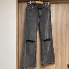 ダメージデニム　フレアパンツのサムネイル