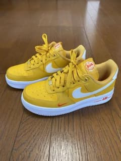NIKE ナイキ エアフォース1 40th イエローのサムネイル