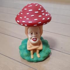 こびとづかん 貯金箱のサムネイル