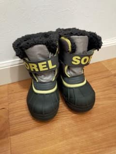 SOREL　キッズ　スノーブーツのサムネイル
