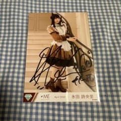 ≠ME 永田詩央里 生写真 チョコレートメランコリー歌唱衣装② 直筆