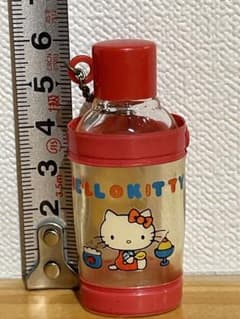 ハローキティ　ミニチュア水筒のサムネイル
