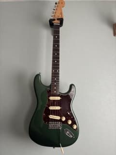Fender Stratocaster エレキギターのサムネイル