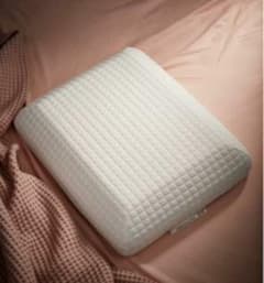 IKEA　イケア  枕　MJÖLKKLOCKA ミョルククロッカのサムネイル