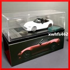 マツダエース 1/43 ロードスター クリスタルホワイトパールマイカ 色見本 マツダエース 1/43 ロードスター クリスタルホワイトパールマイカ 色