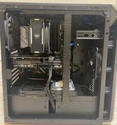 ほぼ新品】RTX5070 Core Ultra7 32GB ゲーミングPC - メルカリ