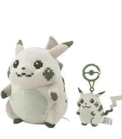 Y*o様 ポケモン30周年記念品はじまりのピカチュウぬいぐるみ＆マスコット