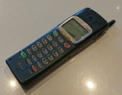 DoCoMo mova　ムーバ P101 携帯　ガラケー　貴重　希少　レア ドコモ デジタルムーバ シャンパンゴールド P101 HYPER docomo mova