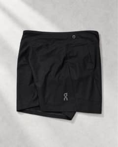 On オン ランニングショーツ ショートパンツ 2点セットのサムネイル