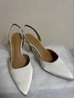 【美品】BENIR ベニル ウェディングシューズ 37（24.0cm）箱付きのサムネイル