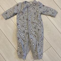 H&M 冬用ロンパース⭐︎ペンギンのサムネイル