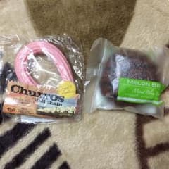 メロンパン、チュロス スクイーズのサムネイル