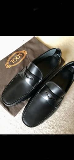 Tod's ゴンミーニドライビングシューズ　黒のサムネイル