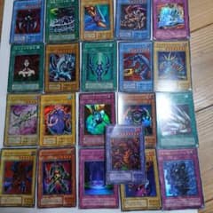 【匿名配送】　遊戯王　初期　2期のみ　スーパーレア以上　1200枚 遊戯王 初期、2期スーパーレア以上20枚 状態悪い1 - メルカリ