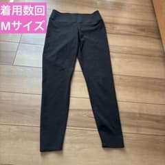ユニクロ　エアリズム　ボトムス　パンツ　スキニー　スパッツ　ヨガ　ランニング　Mのサムネイル