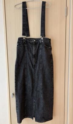 LOWRYS FARM デニムサロペットスカート ブラックのサムネイル