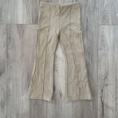 ZARAベージュ フレアパンツ サイズ7 (122cm)のサムネイル