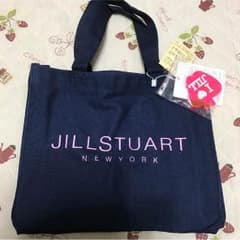 ジル  スチュアートのトートバックのサムネイル