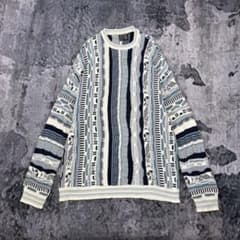 XL COOGI クージー 3D立体編みニットセーター Y2K 芸術 - メルカリ