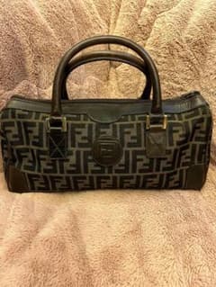 最終値下げ フェンディ Fendi ミニボストン モノグラム - メルカリ