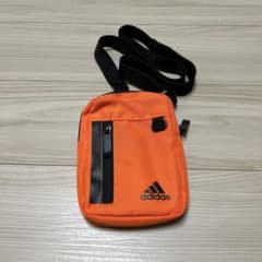 adidas オレンジ ショルダーバッグのサムネイル