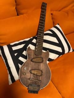 Laika Guitarsトラベル ギター [左利き、レフティー] - メルカリ